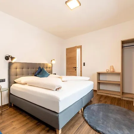아파트 Penthouse In Strass Near Zillertal Alps *